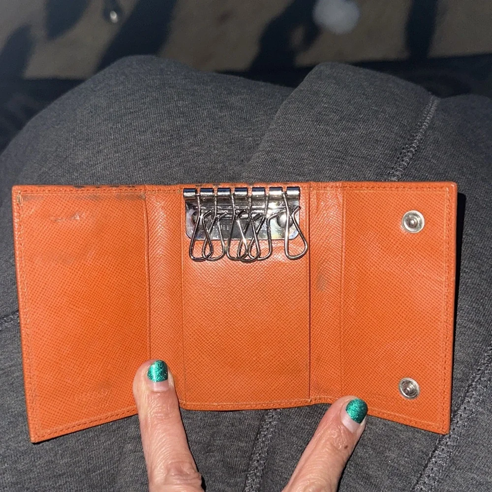Prada Milano Orange 6 key Leather key holder silver hardware - Picture 8 of 14